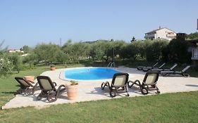 Apartment Arba 1 With Heated Pool