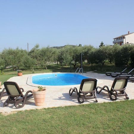 Apartment Arba 1 With Heated Pool Rab Town Exterior foto