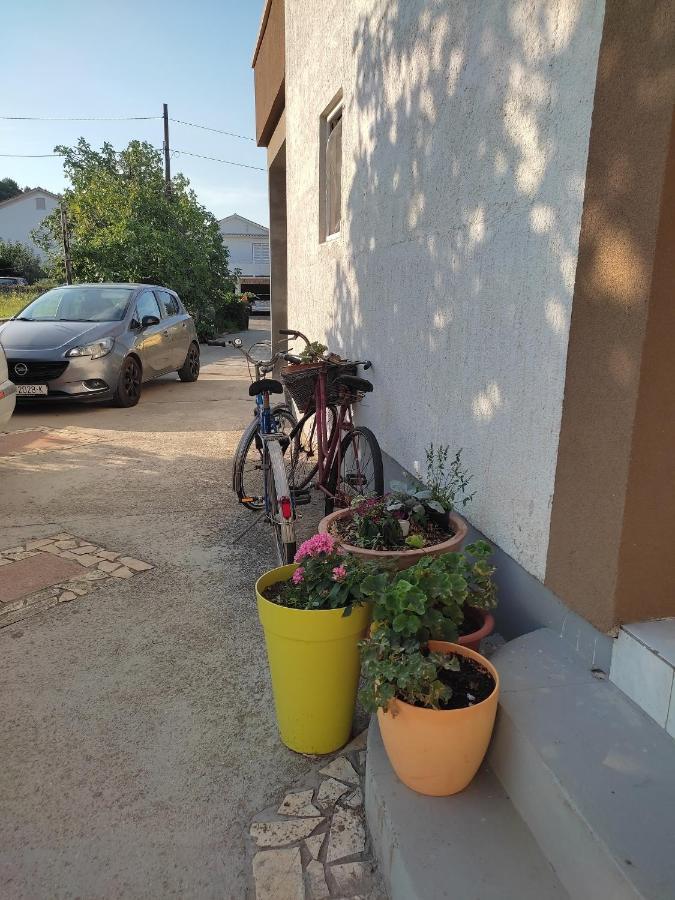 Apartment Arba 1 With Heated Pool Rab Town Exterior foto