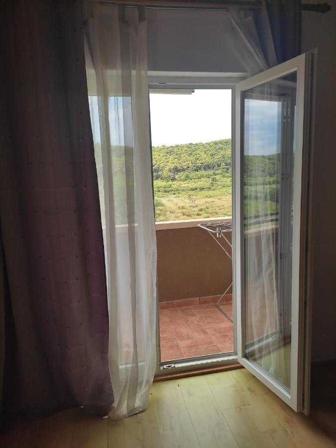 Apartment Arba 1 With Heated Pool Rab Town Exterior foto